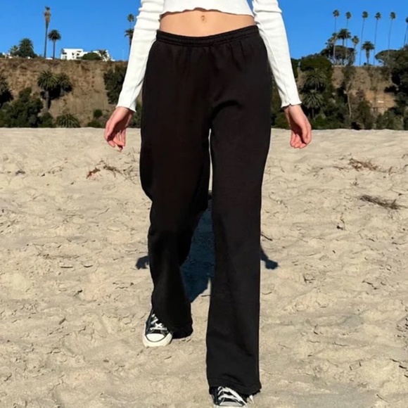 Brandy Melville Flowwy Black Pants - Picture 1 of 8